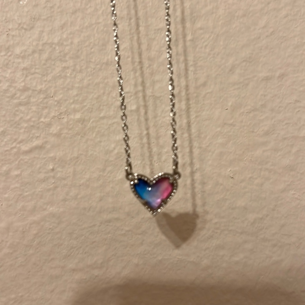 Silver Kendra Scott necklace